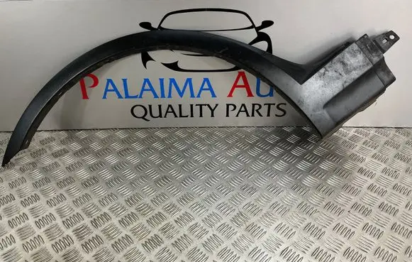BMW X3 E83 Front arch trim 51773405817