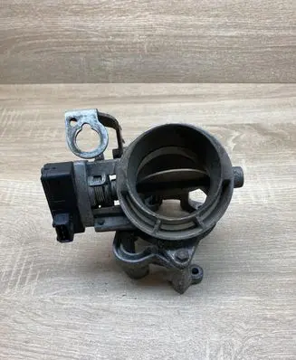 BMW 3 E36 Throttle body valve 1703562 16961