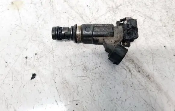 Fuel injector