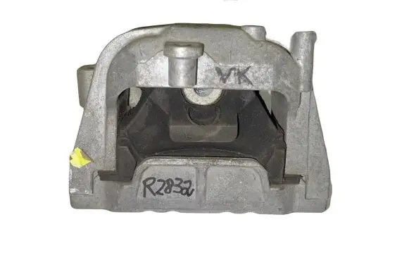 Volkswagen Touran I Engine mount bracket 1K0199262AT