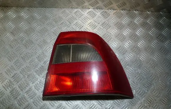 Opel Vectra B Rear/tail lights 62145