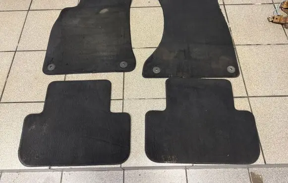 Audi A6 S6 C6 4F Car floor mat set 