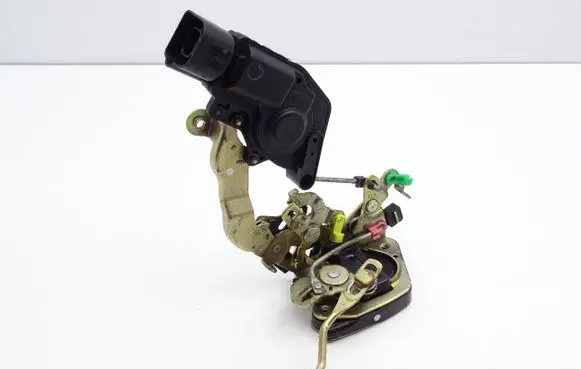 Suzuki Ignis Rear door lock 