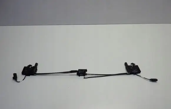 Volkswagen Taigo Engine bonnet/hood lock/catch 8S0823509