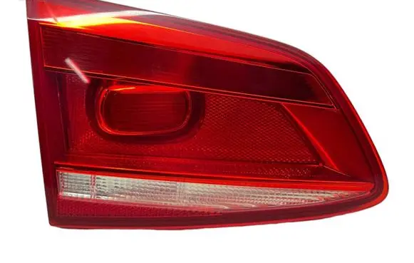 Volkswagen PASSAT B7 Tailgate rear/tail lights 3AF945093K 605513 605621