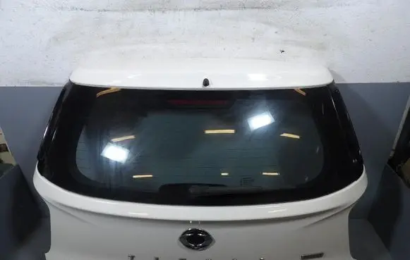 SsangYong Tivoli Tailgate/trunk/boot lid 