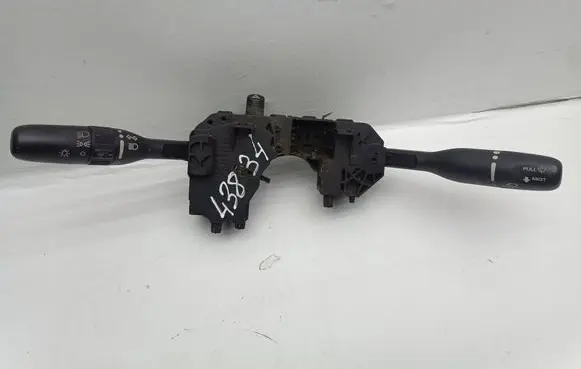 Chrysler Sebring (ST-22 - JR) Wiper turn signal indicator stalk/switch 4608601AI