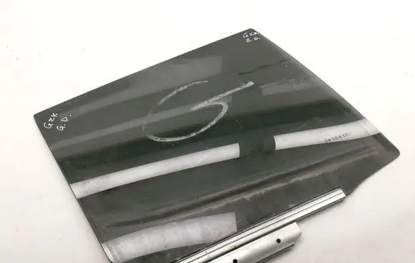 Toyota C-HR I Rear door window glass 