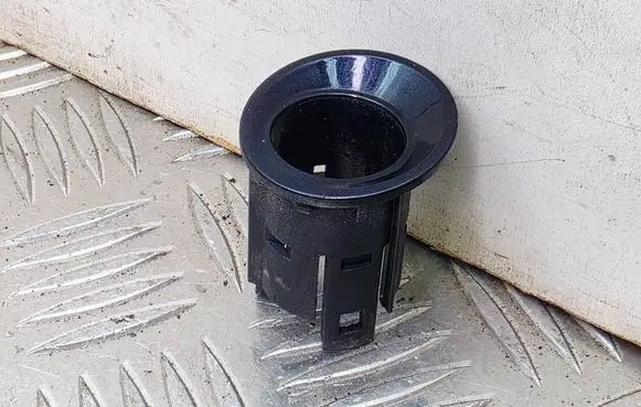 Land Rover Range Rover L322 Front parking sensor holder (PDC) 7044389