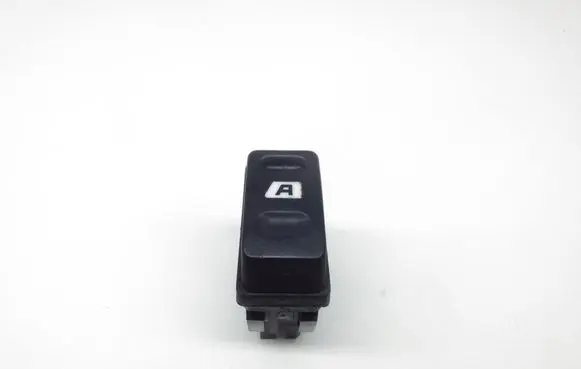 Citroen Xsara Picasso Electric window control switch 22681