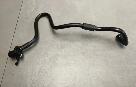 Volkswagen Tiguan Vacuum line/pipe/hose 1K0611933BC