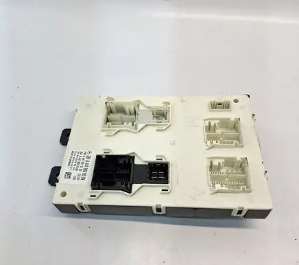 Mercedes-Benz Vito Viano W447 Central body control module A4479009509 A4479015103