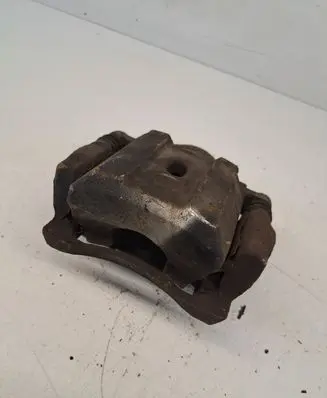 Toyota Prius (NHW20) Front brake caliper