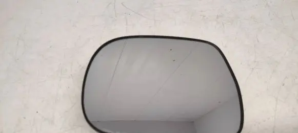 Toyota Hilux (AN10, AN20, AN30) Wing mirror glass A169sr1300