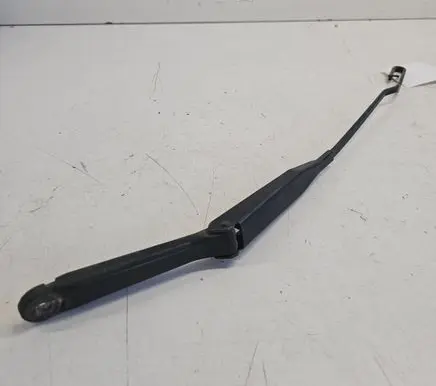 Opel Astra G Front wiper blade arm 90559600