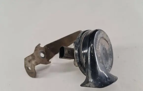 Volkswagen PASSAT B6 Horn signal 3C0951223