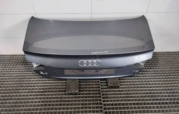 Tailgate/trunk/boot lid