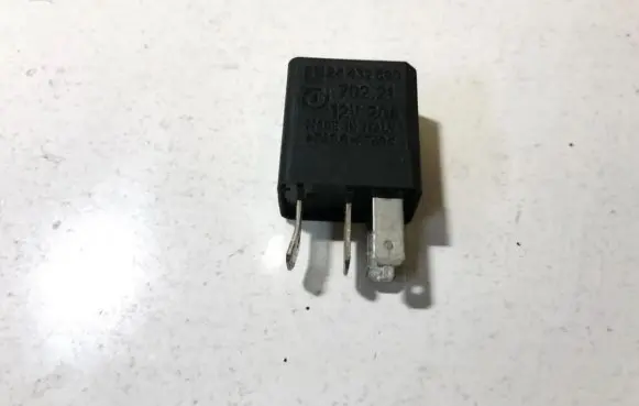 Opel Zafira A Other relay 24432680 70221