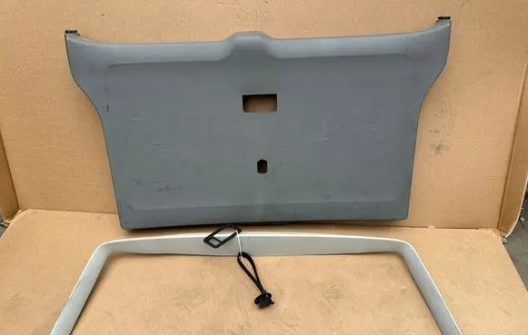 Volkswagen Multivan T5 Trunk/boot side trim panel 7H5867601