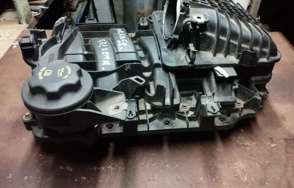 Dodge Durango II Intake manifold 53032770BB