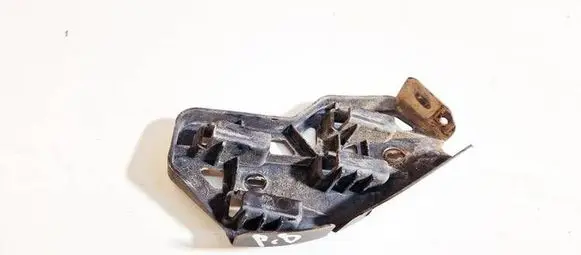 Volkswagen Polo IV 9N3 Front bumper mounting bracket 6q0807184a