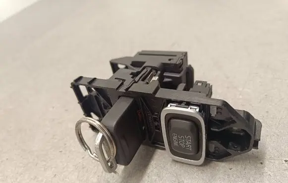 Volvo XC60 Ignition lock AH4N15607AE 3659AV01125 28227917