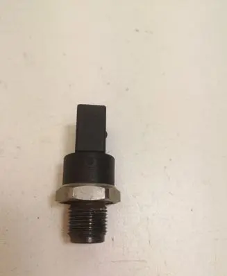 Fuel pressure sensor