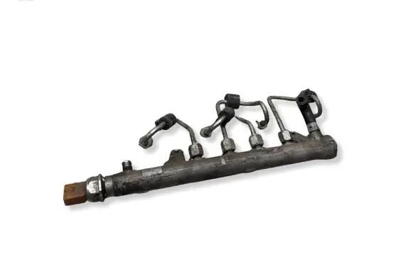 Volkswagen Touran II Fuel main line pipe R03L125A 03L906051A