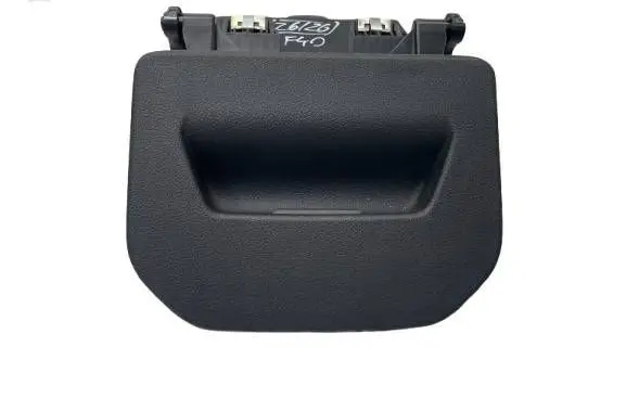BMW 1 F40 Glove box 6823240