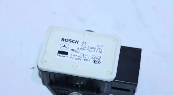 Mercedes-Benz B W245 ESP acceleration yaw rate sensor A0045429118 7035156 0265005726