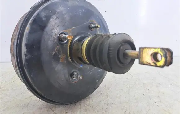Alfa Romeo 156 Brake booster