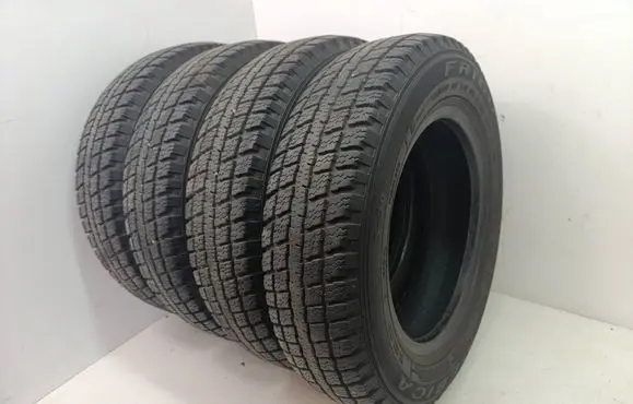Fiat 126 R12 summer tire 