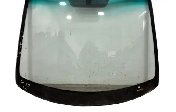 Hyundai i10 Front windscreen/windshield window 43R000117 DOT813AS1M130