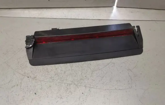 Volkswagen PASSAT B6 Third/center stoplight 1K5945097