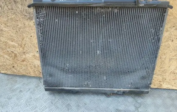 Coolant radiator
