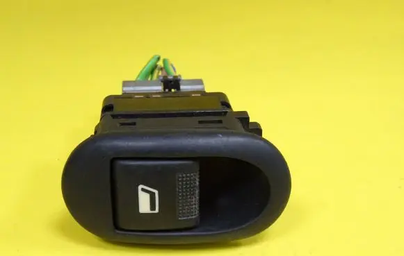 Citroen C3 Electric window control switch 96605364