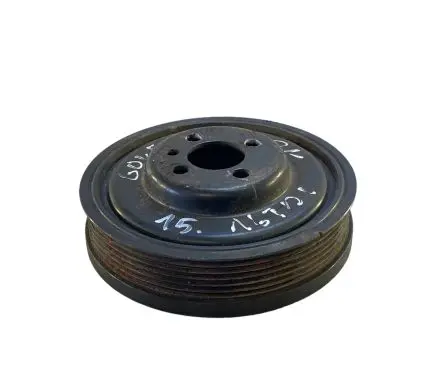 Volkswagen Golf V Crankshaft pulley 038105243M
