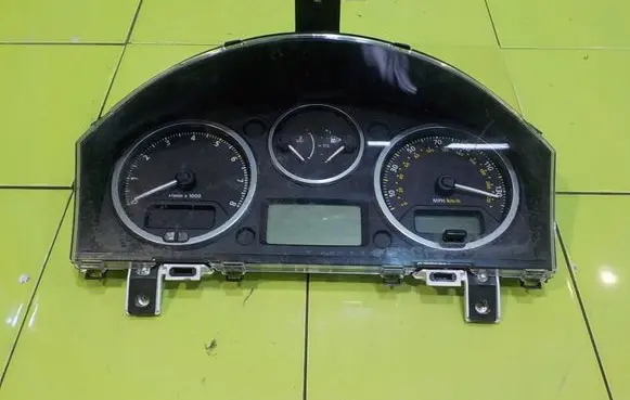 Land Rover Freelander 2 - LR2 Speedometer (instrument cluster) 6H5210849CH