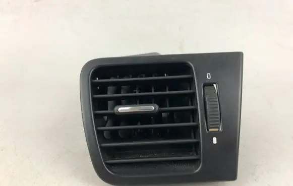 Subaru Outback Dashboard side air vent grill/cover trim
