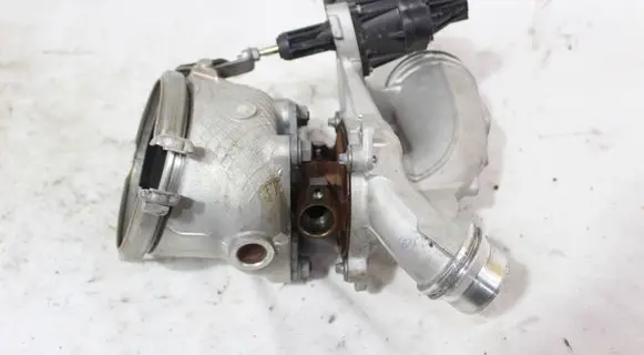 Mini One - Cooper F56 F55 Turbo 8631700 300919 065049407