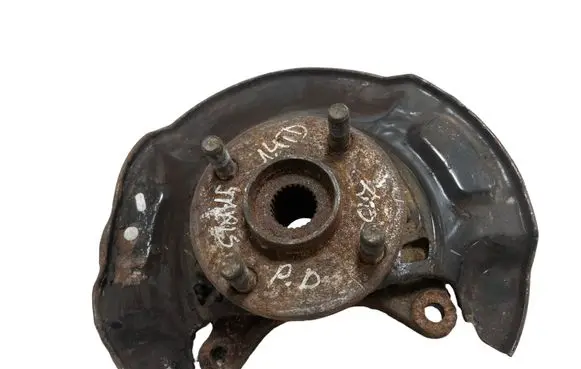 Toyota Yaris Front wheel hub