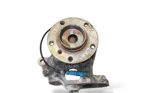 BMW 5 E60 E61 Front wheel hub spindle knuckle 6760954