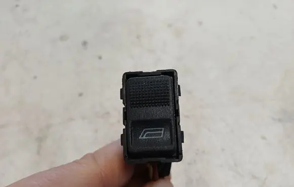 Audi A6 S6 C4 4A Electric window control switch 4A0959855C