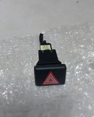 Audi A4 S4 B7 8E 8H Hazard light switch 8E0941503 8E0941509