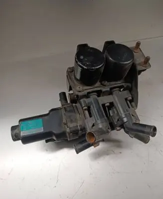 Audi A8 S8 D3 4E Electric auxiliary coolant/water pump 8E0959617A