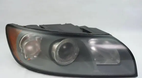 Volvo V50 Headlight/headlamp 30678913