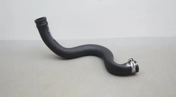 BMW X5 E70 Engine coolant pipe/hose 6852875