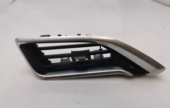 Peugeot 2008 I Dashboard air vent grill cover trim 447181X