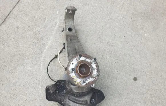 Tesla Model S Front wheel hub 600701700C 6007017