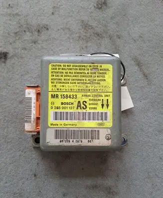 Mitsubishi Carisma Airbag control unit/module MR158433 0285001127